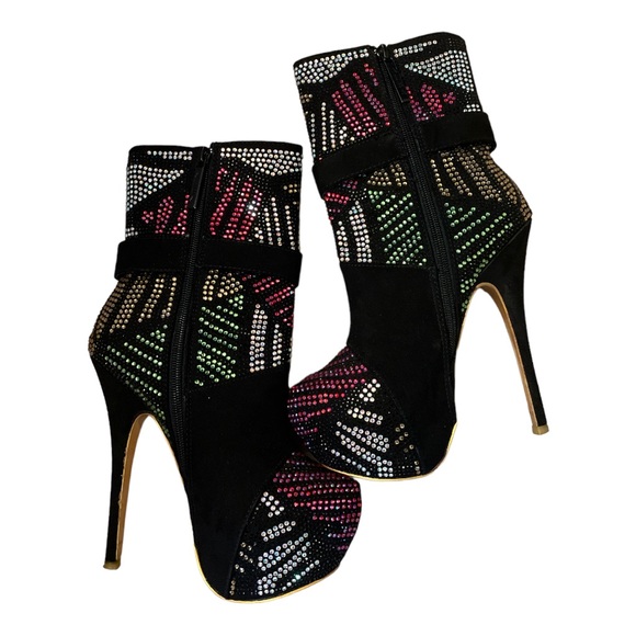 Women's Heels - Picture 5 of 6